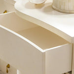 Moniva Dresser