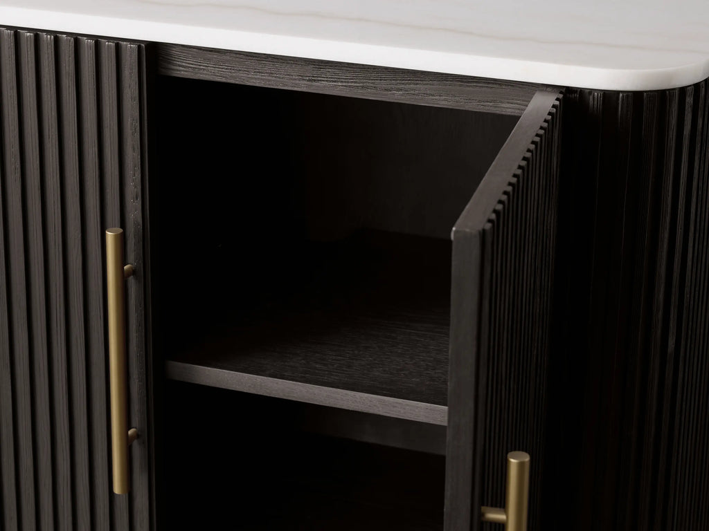 Finnegan Hall Chest 36“W