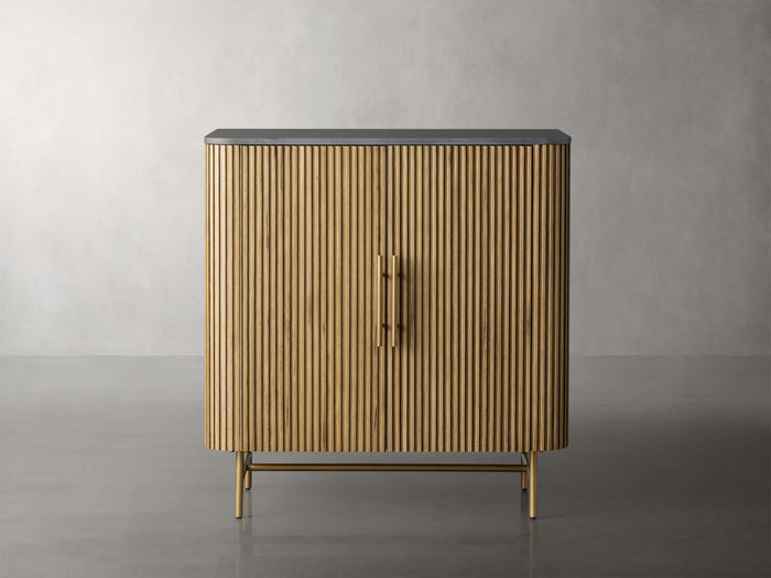 Finnegan Bar Cabinet 40“W