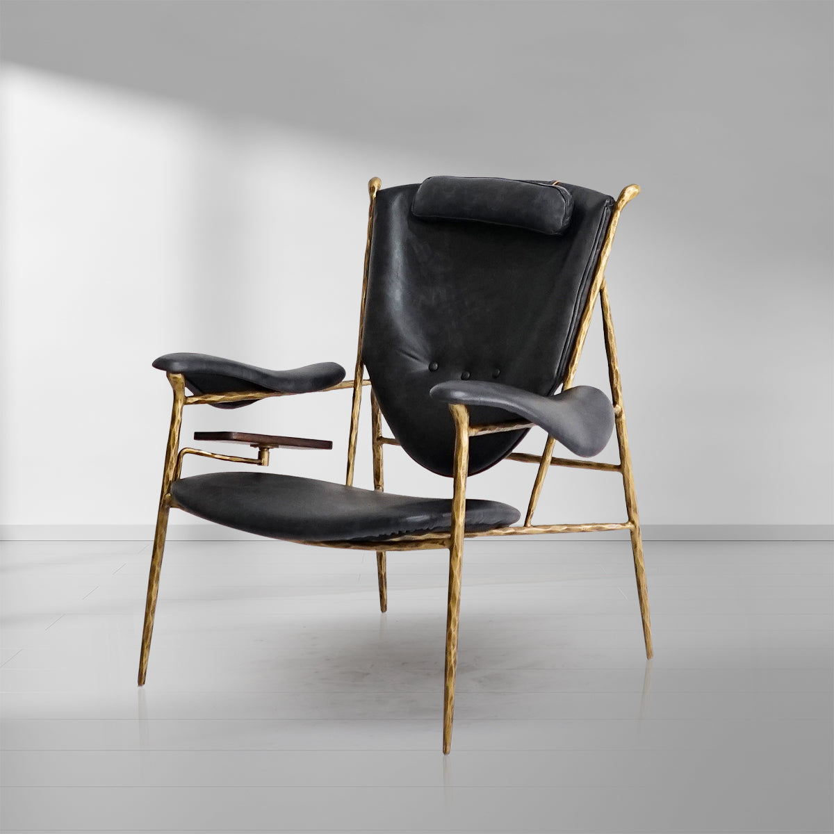 Axton Forge Wooden Plate Leather Armchair For Living Room