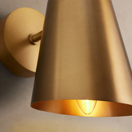 Elih Sconce