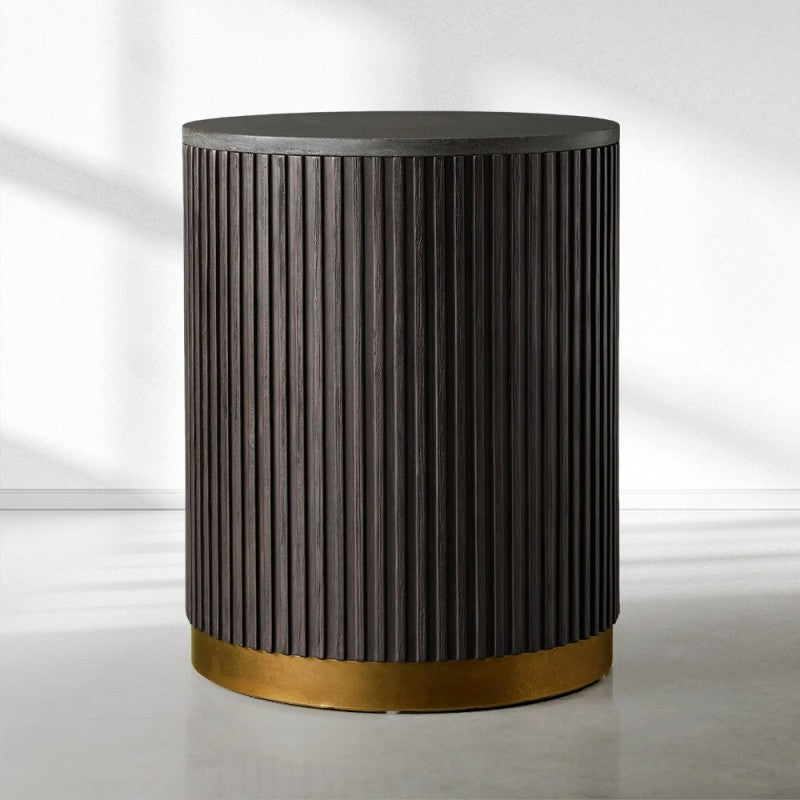 Finnegan End Table 18”D