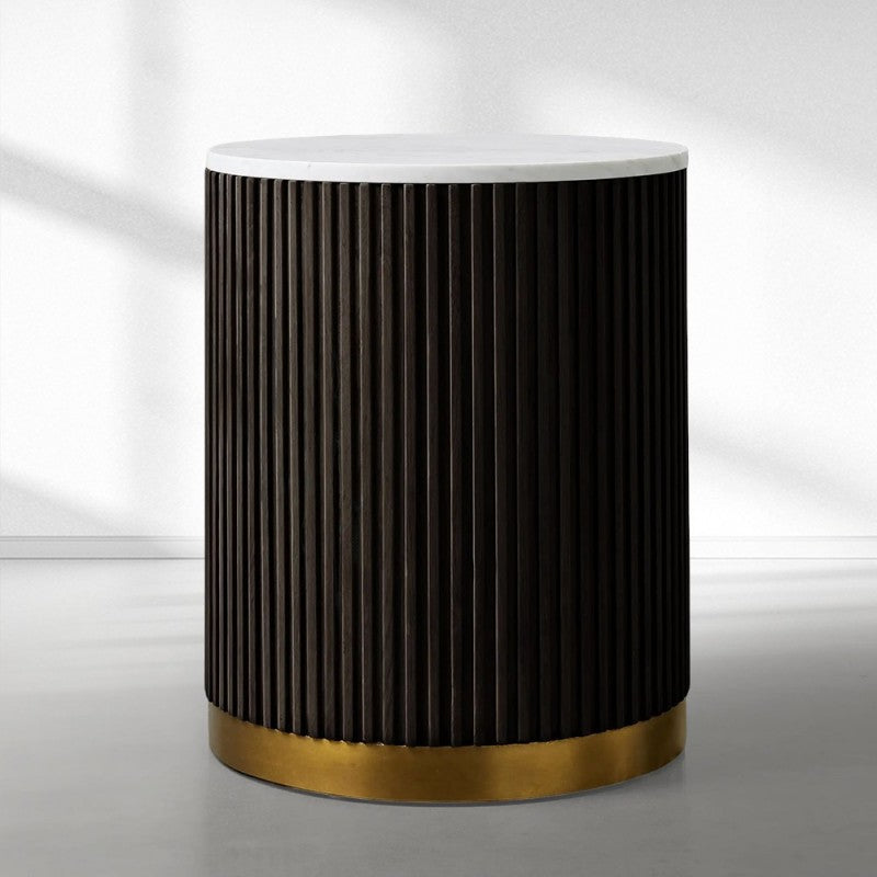 Finnegan End Table 18”D