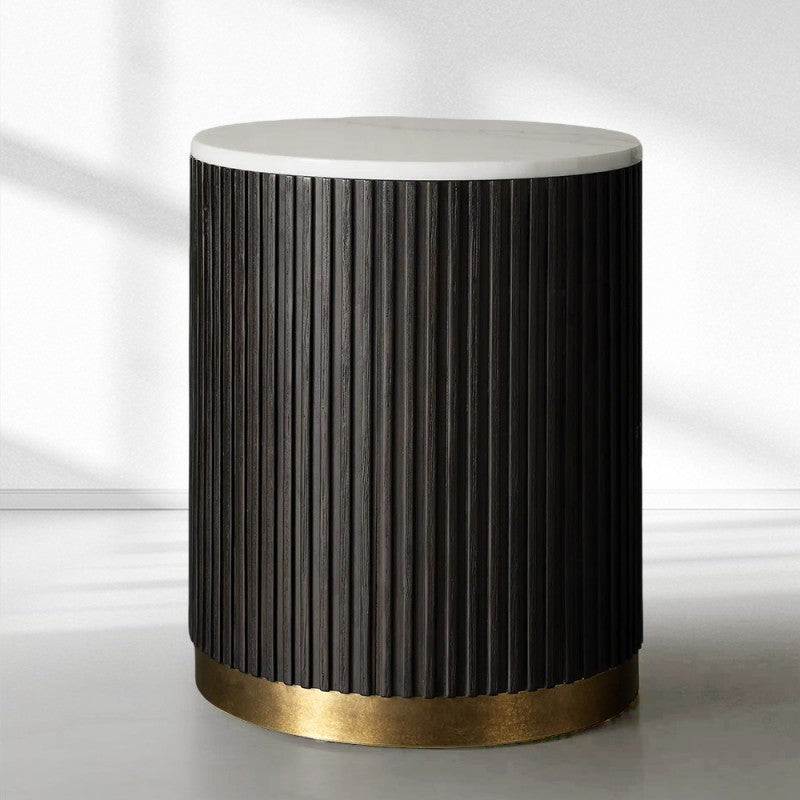 Finnegan End Table 18”D