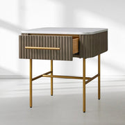 Finnegan End Table with Drawer 22“W