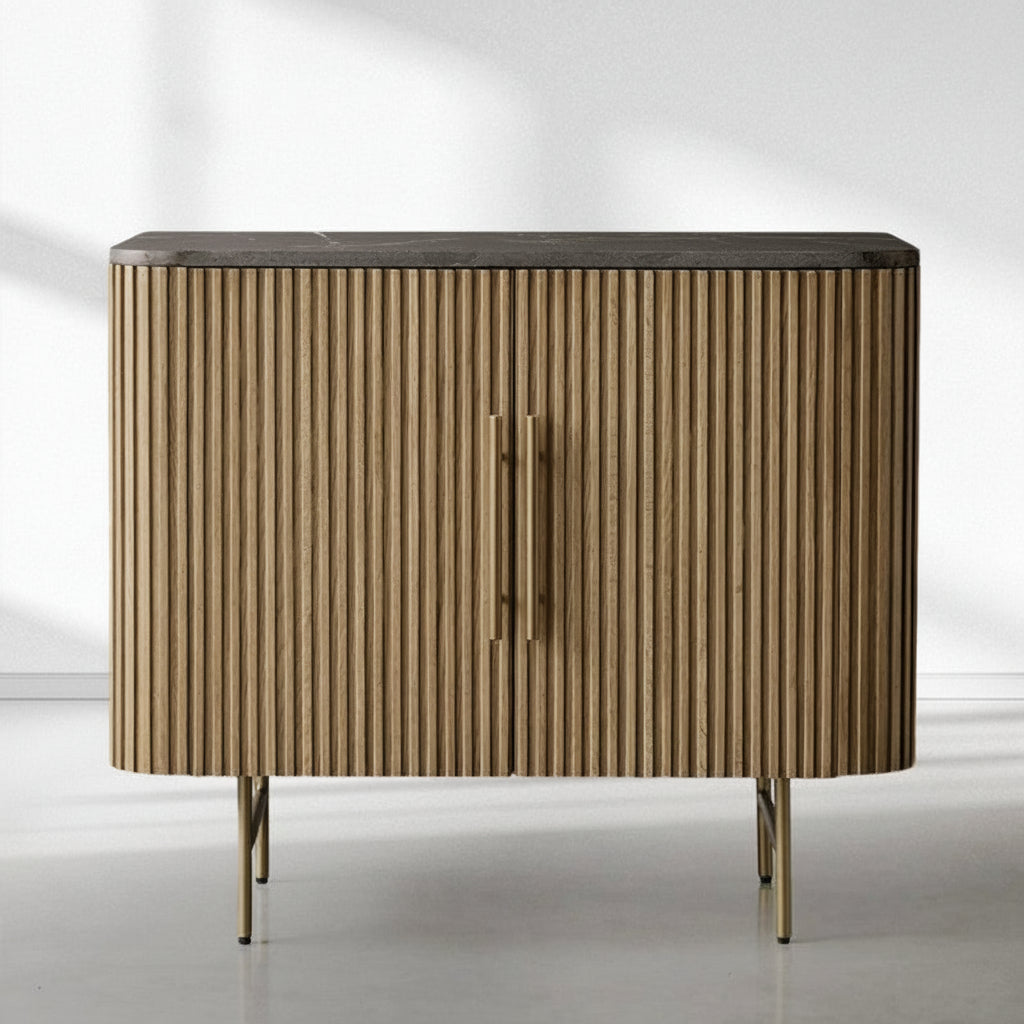 Finnegan Hall Chest 36“W