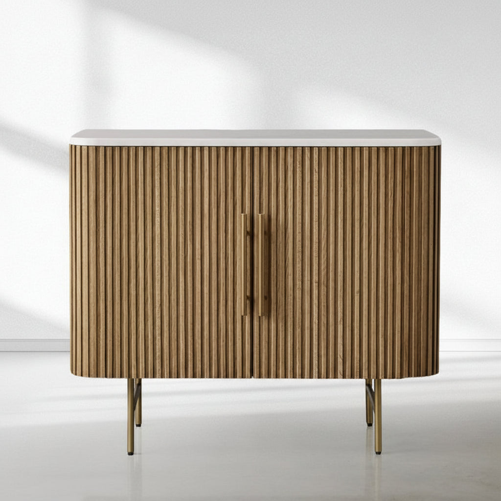 Finnegan Hall Chest 36“W