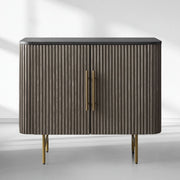 Finnegan Hall Chest 36“W
