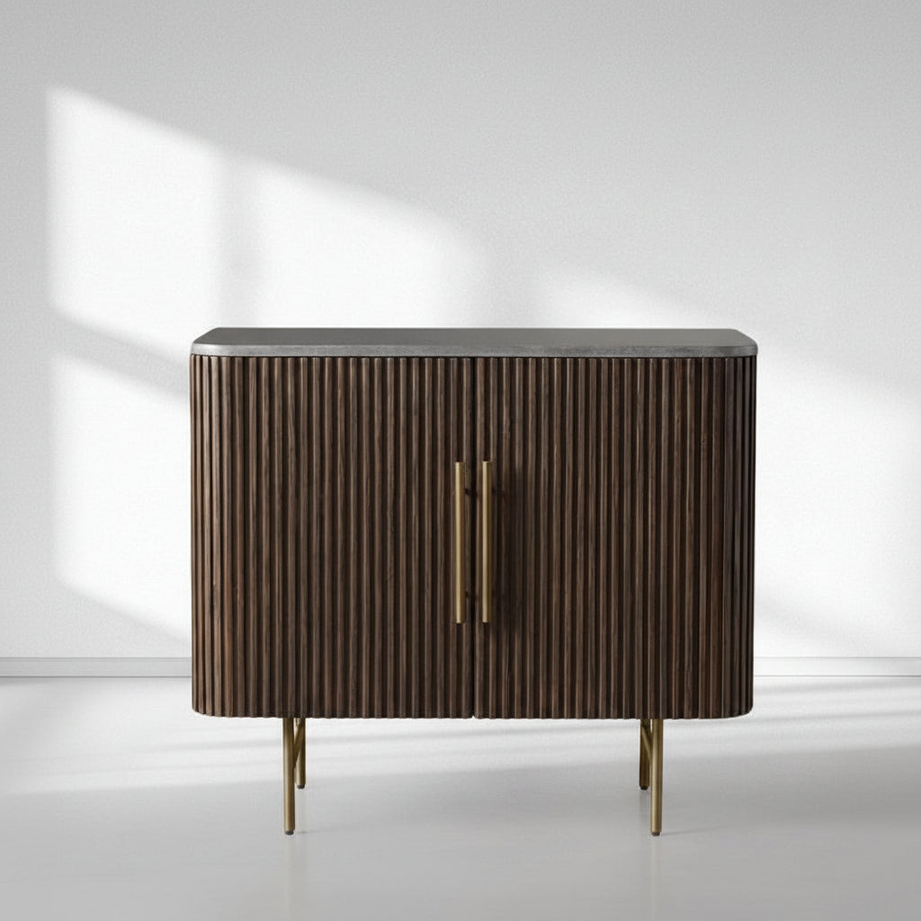 Finnegan Hall Chest 36“W