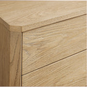 Luvoriel Closed Nightstand