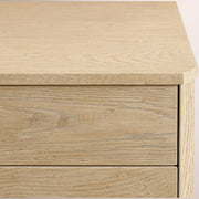 Luvoriel Closed Nightstand