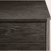 Luvoriel Closed Nightstand