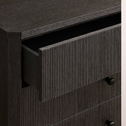 Luvoriel Reeded Drawer Dresser