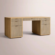 Camora Desk